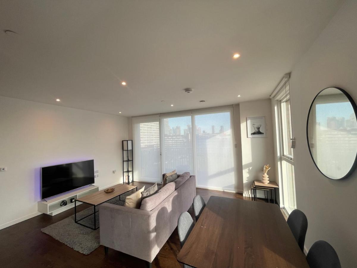 Immaculate 2Bed Apartment In London- City Views Exteriér fotografie