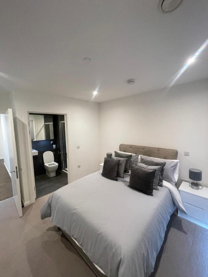Immaculate 2Bed Apartment In London- City Views Exteriér fotografie